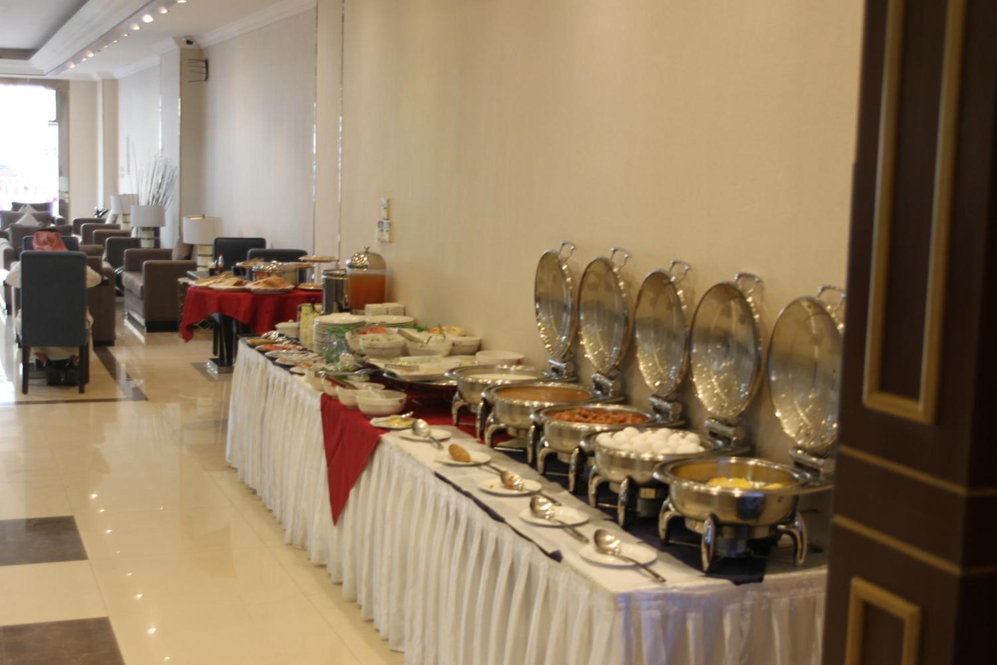 Carawan Al Khaleej Hotel Olaya Riyadh Exterior photo