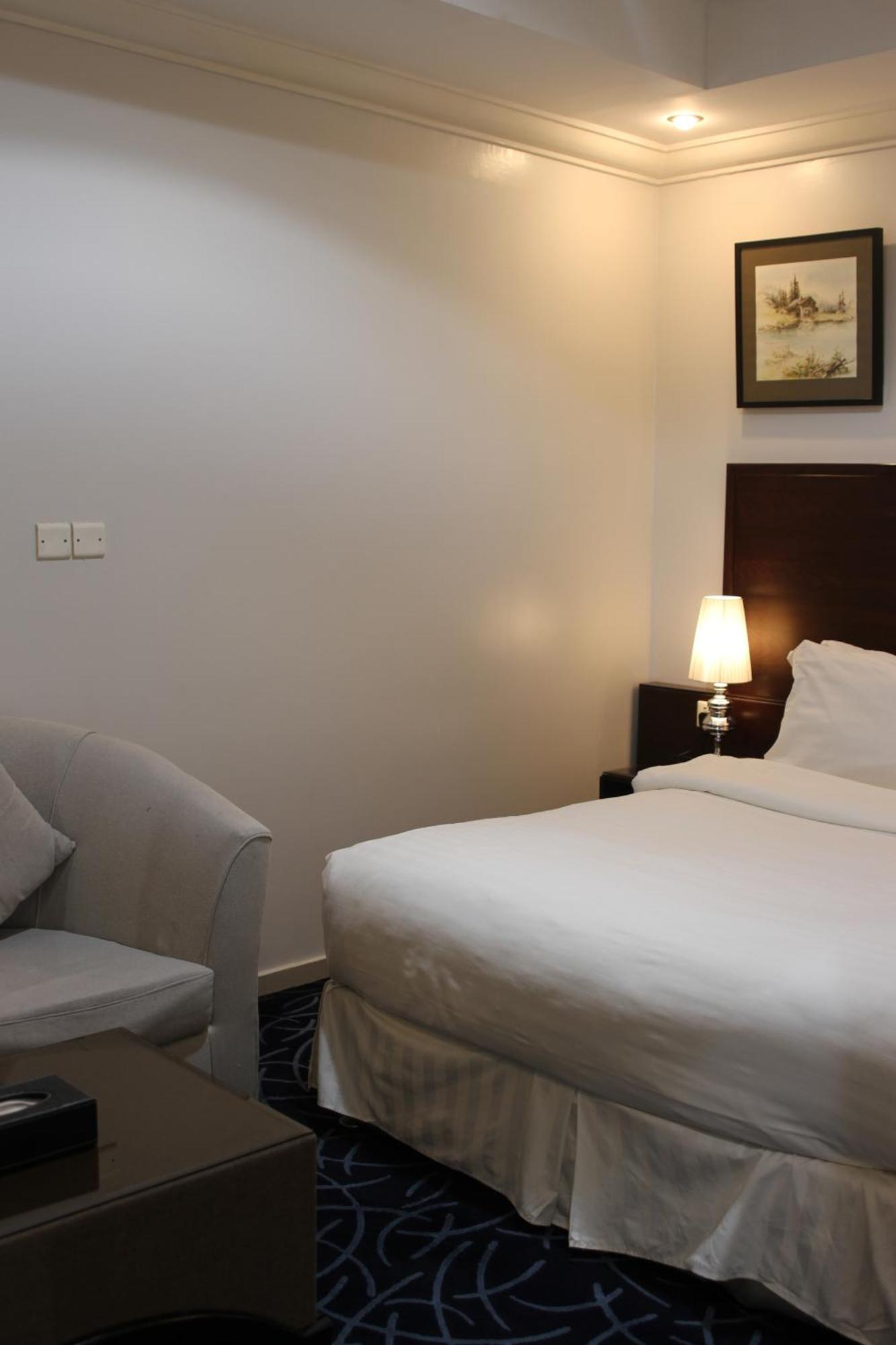 Carawan Al Khaleej Hotel Olaya Riyadh Exterior photo